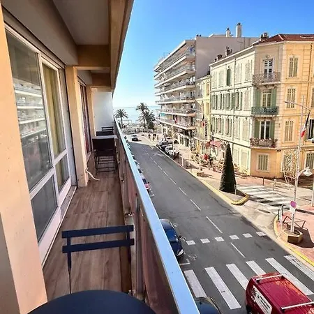 Carre Or - Standing Hyper Centre 2 Min Saint-Raphael (Var)